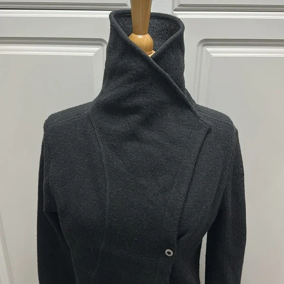 Prana Wool Coat 🧥 - Picture 3 of 9